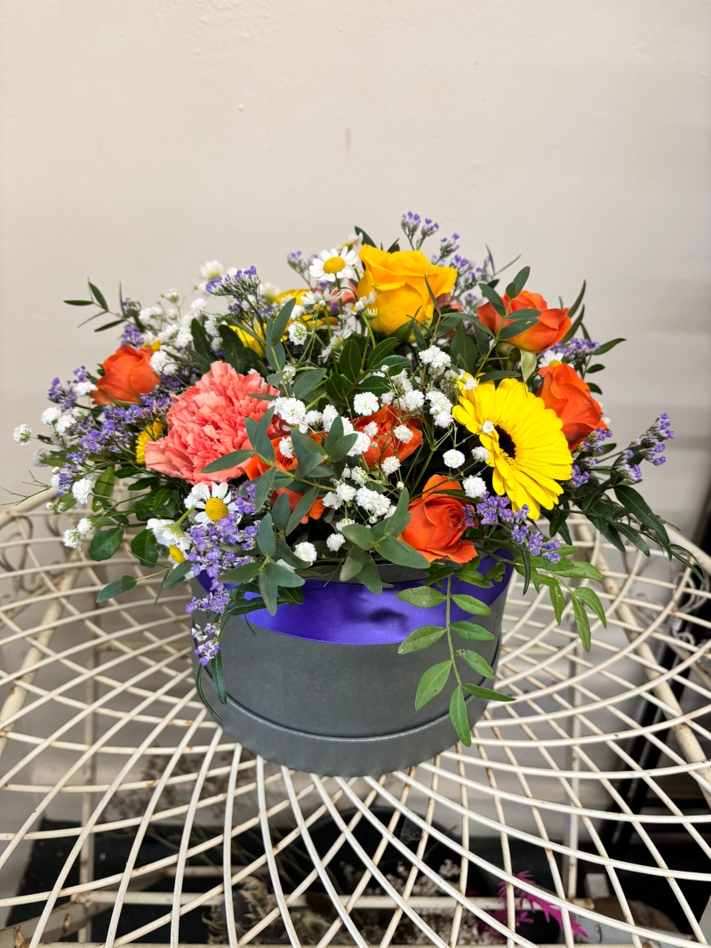 Bright & Cheery Hat box