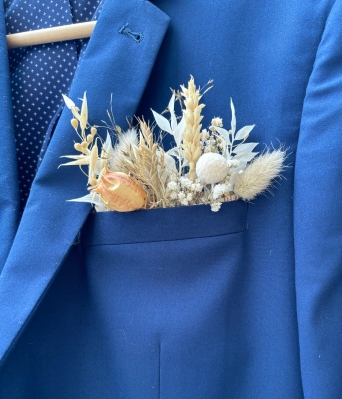 Everlasting Love Pocket Buttonhole