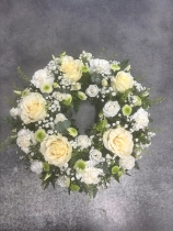 Elegant White Wreath